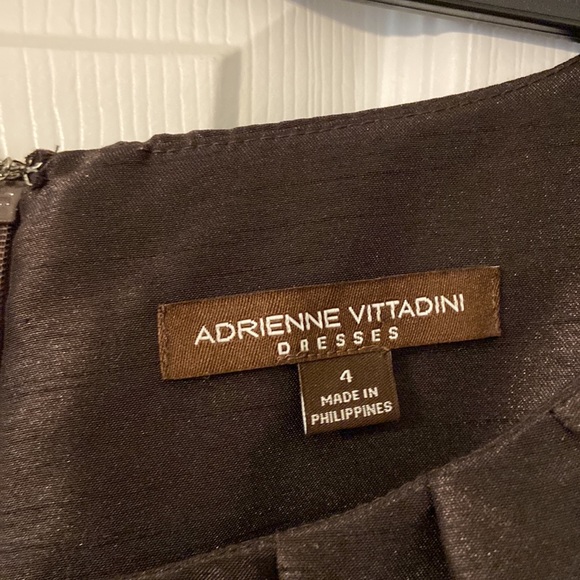 Adrienne Vittadini Dress size 4 excellent condition long 36” bust 32” - Picture 2 of 16